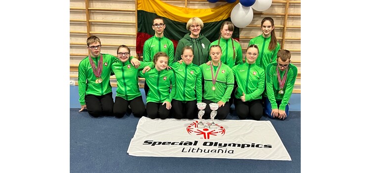 Akimirkos iš specialiosios olimpiados gimnastikos čempionato Norvegijoje